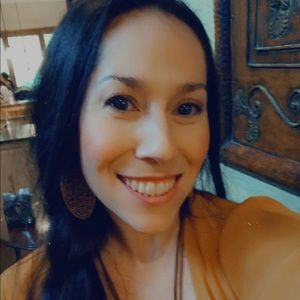 Meet your Posher, Vanessa